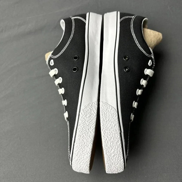 K-SWISS 92925095 CLEAN LAGUNA LOW  (M) Black/White Textile Lifestyle Shoes - Picture 4 of 16